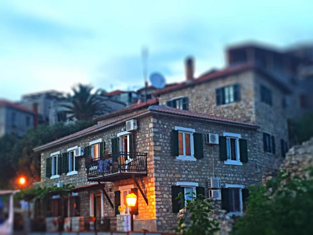 Apartments Zuto Ulcinj Esterno foto
